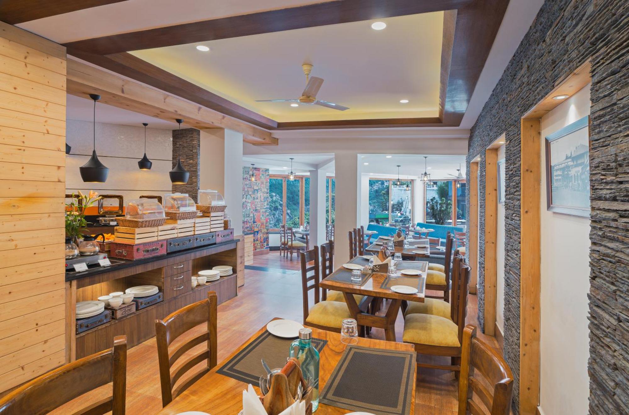 Hotel Zone Connect By The Park Mussoorie Exteriér fotografie